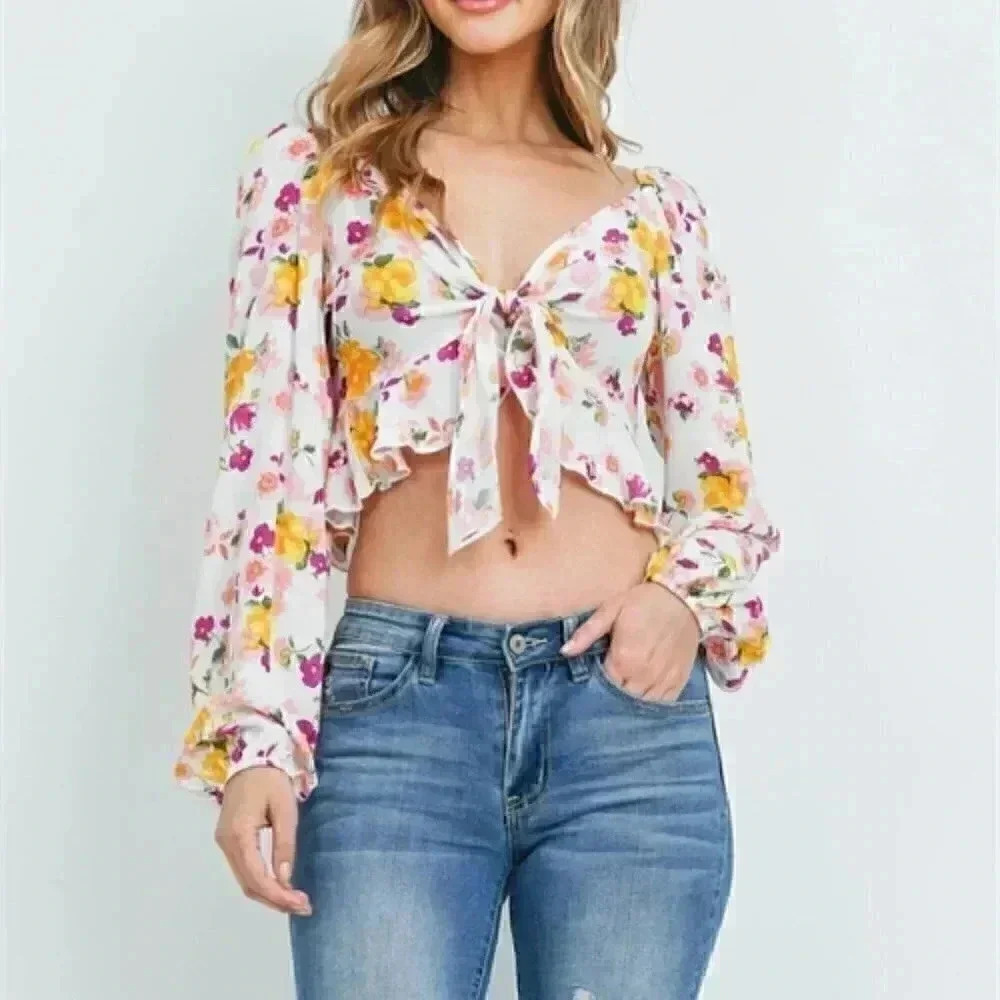 IVORY FLORAL TOP - Picture 2 of 7